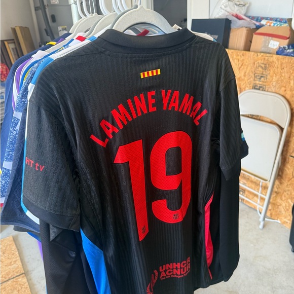 Retro and 2025 Jerseys!! - Picture 10 of 16